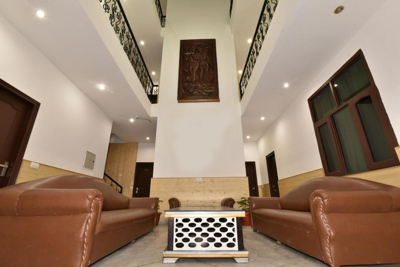 Dlx Stay In Naddi Νταραμσάλα Εξωτερικό φωτογραφία