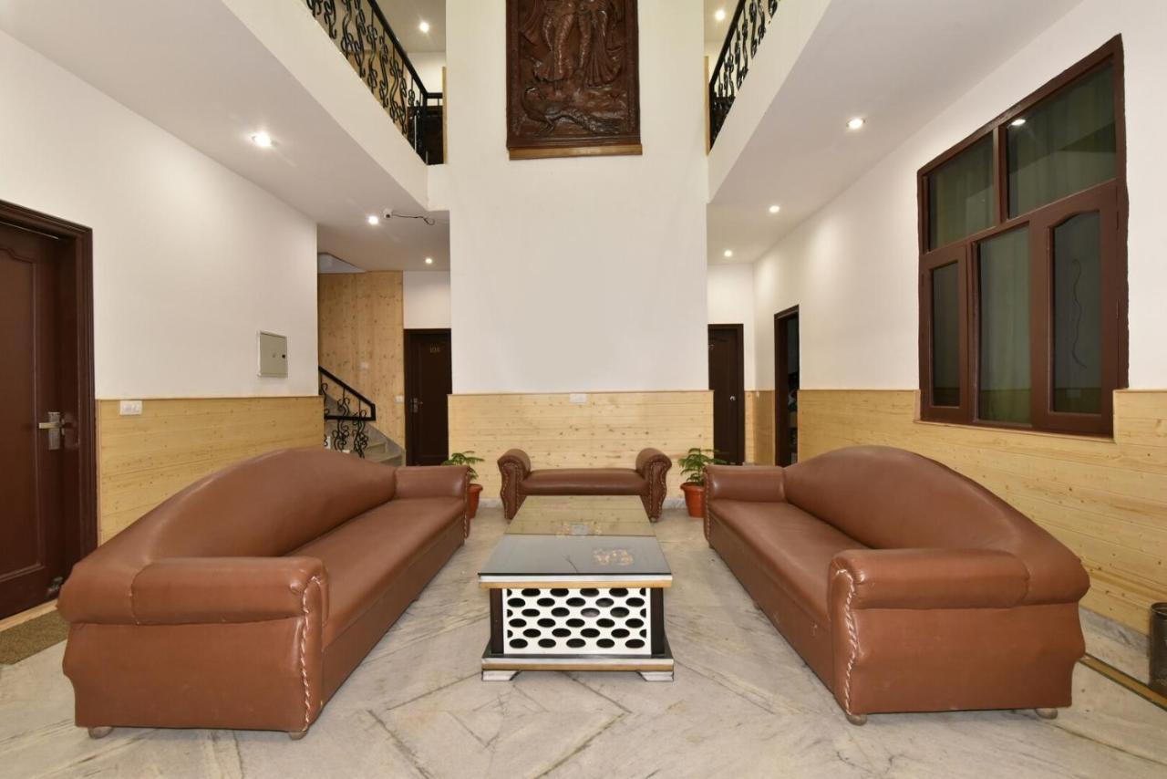 Dlx Stay In Naddi Νταραμσάλα Εξωτερικό φωτογραφία